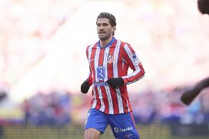 国际足联俱乐部世界杯-世体：马竞认为德保罗今夏要么续约要么离队，西蒙尼希望球员留下